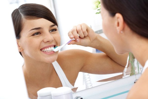 Cách chăm sóc răng miệng sau khi cắt lợi răng khôn 1