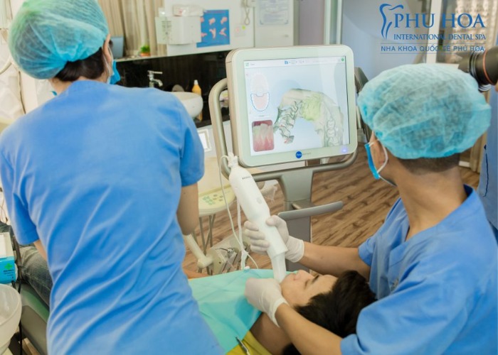 5. Nha khoa Quốc tế Phú Hòa – Địa chỉ trồng răng Implant uy tín số 1 Hà Nội 2